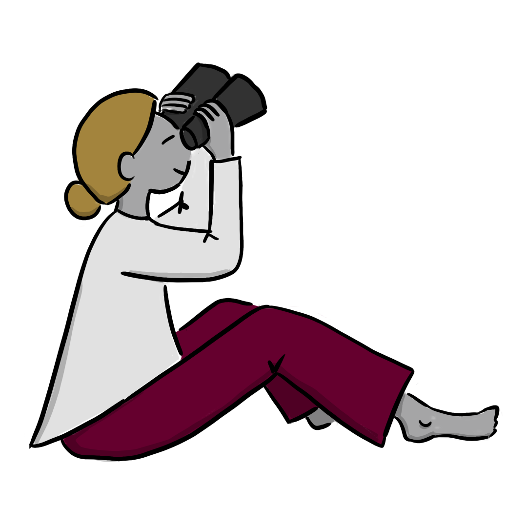Frau mit Fernglas sitzt auf dem Boden und schaut in die Ferne, visualisiert von speakture